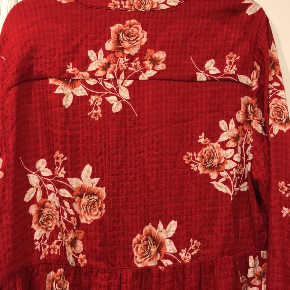 Torrid Red Floral Tunic - Picture 5 of 8